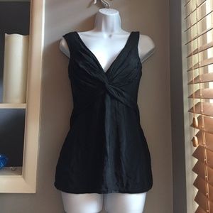 BLACK BCBG CAMISOLE SIZE XS !!